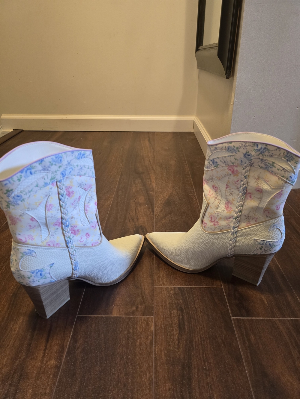 Altar'd State White Floral Western Ankle Boots - Picture 4 of 8